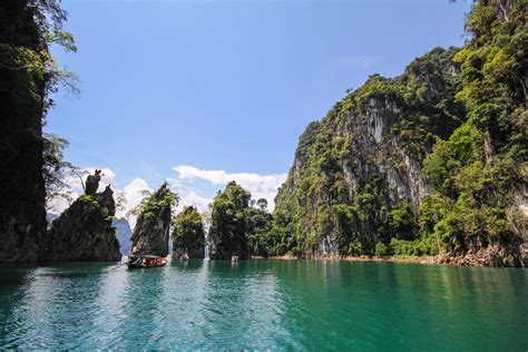 Khao Sok Extravaganza: En Ljum Musikfestival Med Den Thailändska Stjärnan Kanya Raksakit!